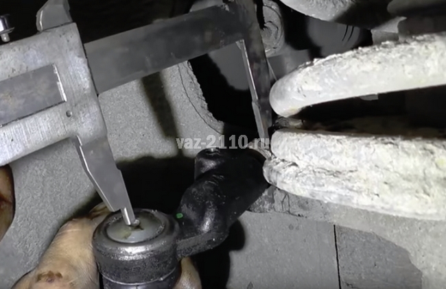 Как поменять рулевые наконечники на ВАЗ 2110