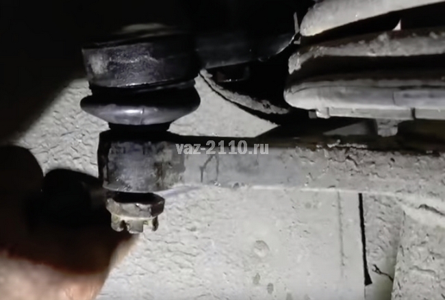 Как поменять рулевые наконечники на ВАЗ 2110